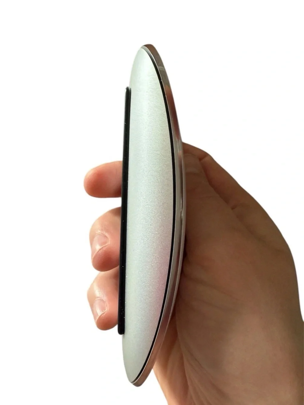 Apple Magic Mouse lighting port - White model: A1657